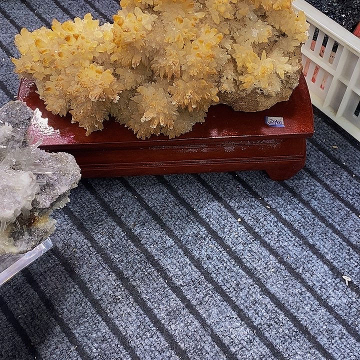 贰****未镶嵌水晶珠宝半成品