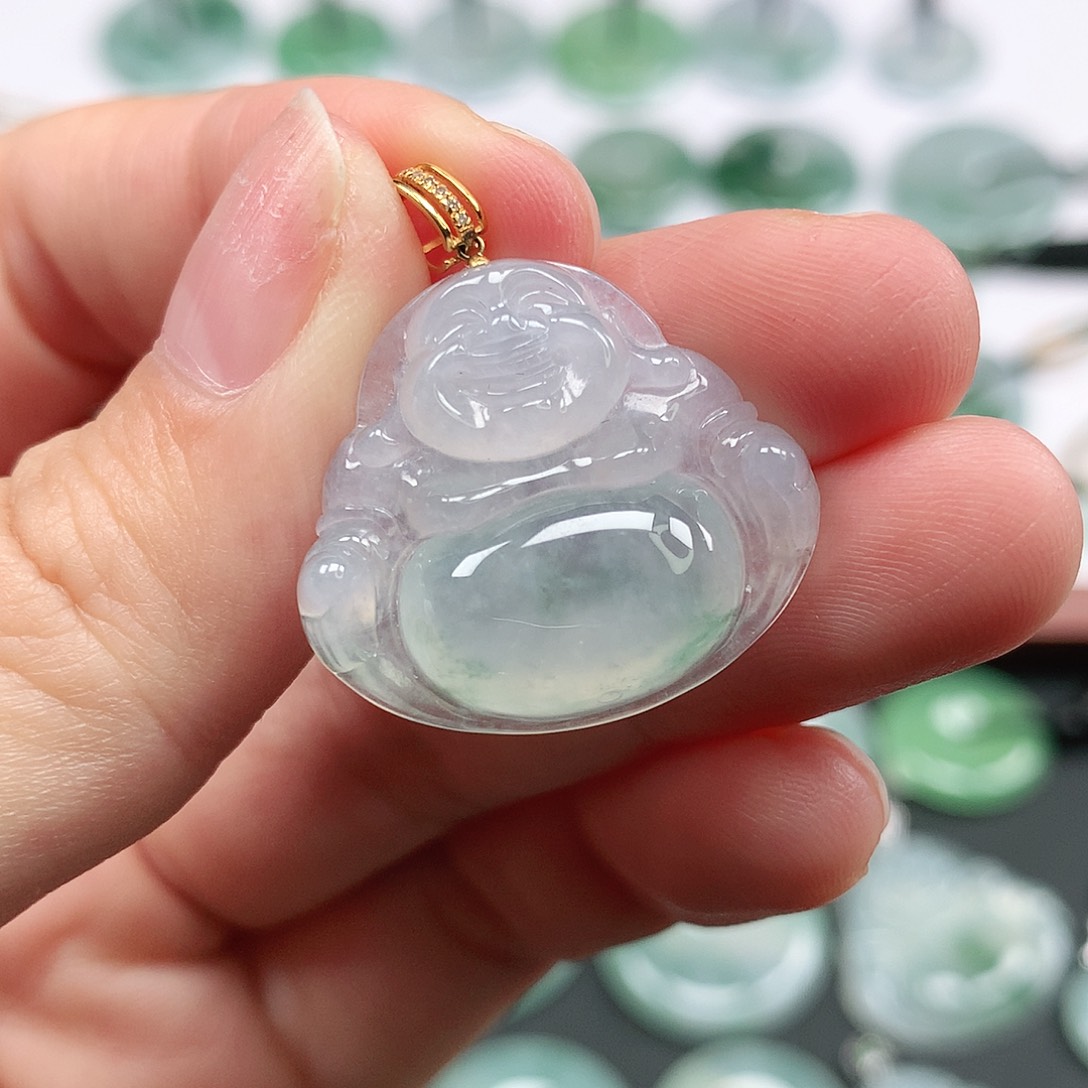 翡翠颈饰18K金镶嵌佛