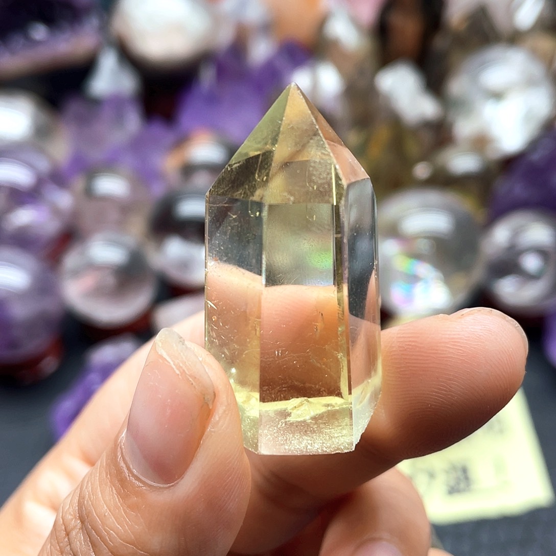水晶珠宝半成品未镶嵌13黄水晶柱子