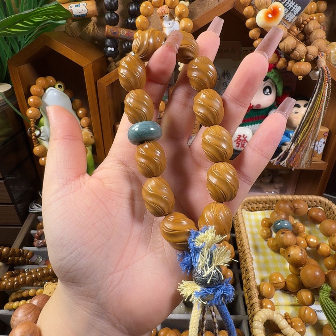 吊坠橄榄核枣珠扭扭