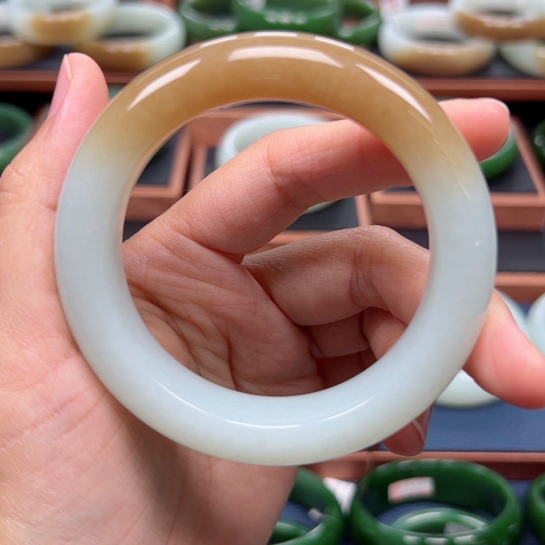 未镶嵌手镯和田玉5657