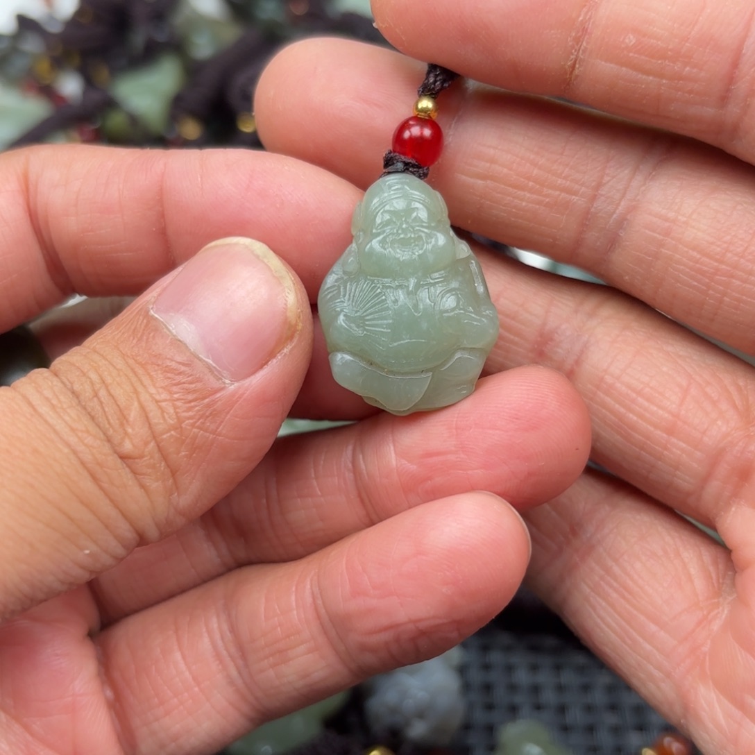 和田玉吊坠未镶嵌