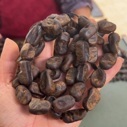 沉香手串白棋虫漏沉水65克卡1.2多样性发1串