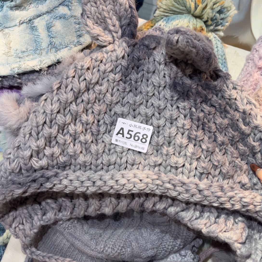 小***o哈哈哈哈哈，哈哈。 