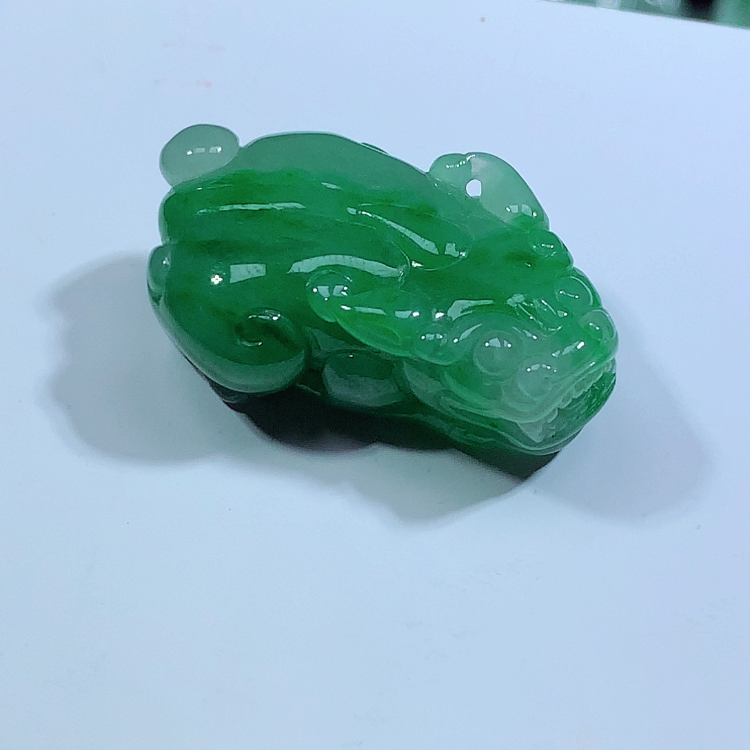 翡翠颈饰未镶嵌缅甸翡翠