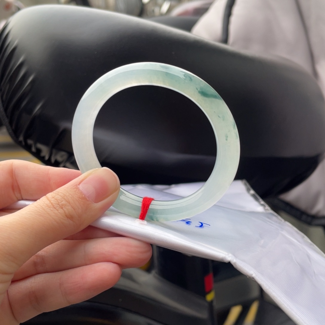 翡翠手镯未镶嵌八*53.2 贵妃 圆条 