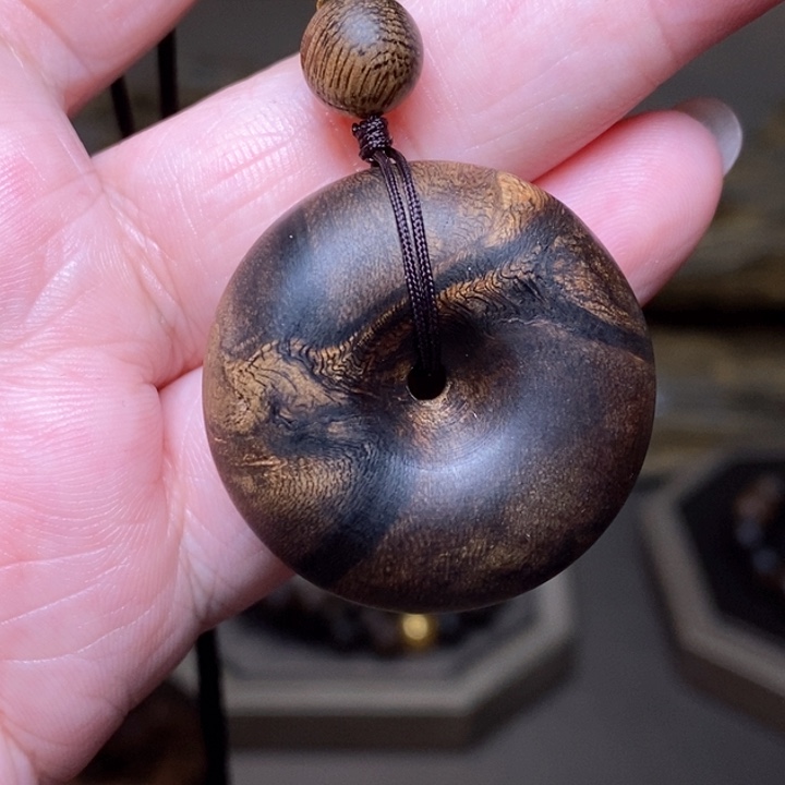 沉香木手串越南芽庄白棋金丝帝王瘤疤吊坠