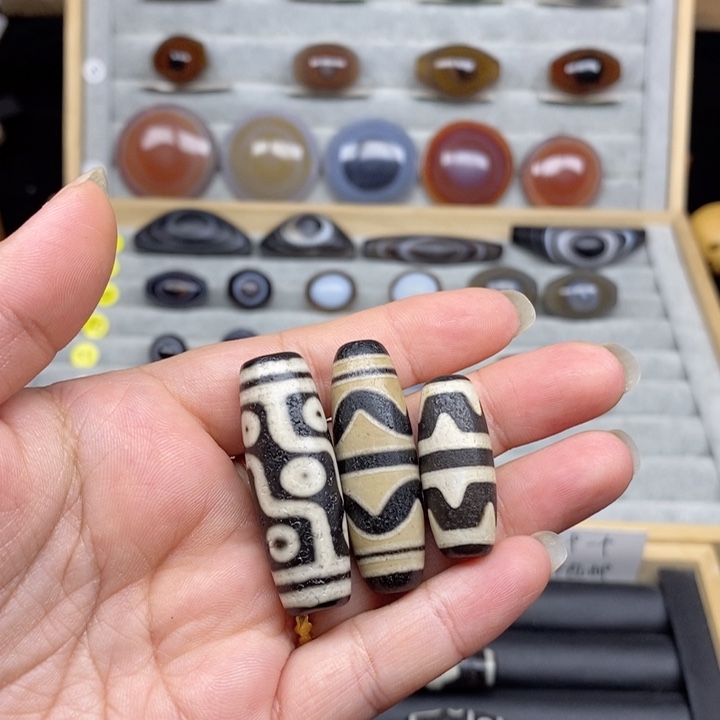 未镶嵌玛瑙/玉髓珠宝奇石江***墙