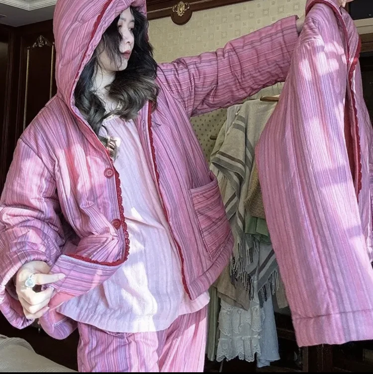 族玛士玫红条三层夹棉加绒外穿家居服套装加厚秋冬冬季