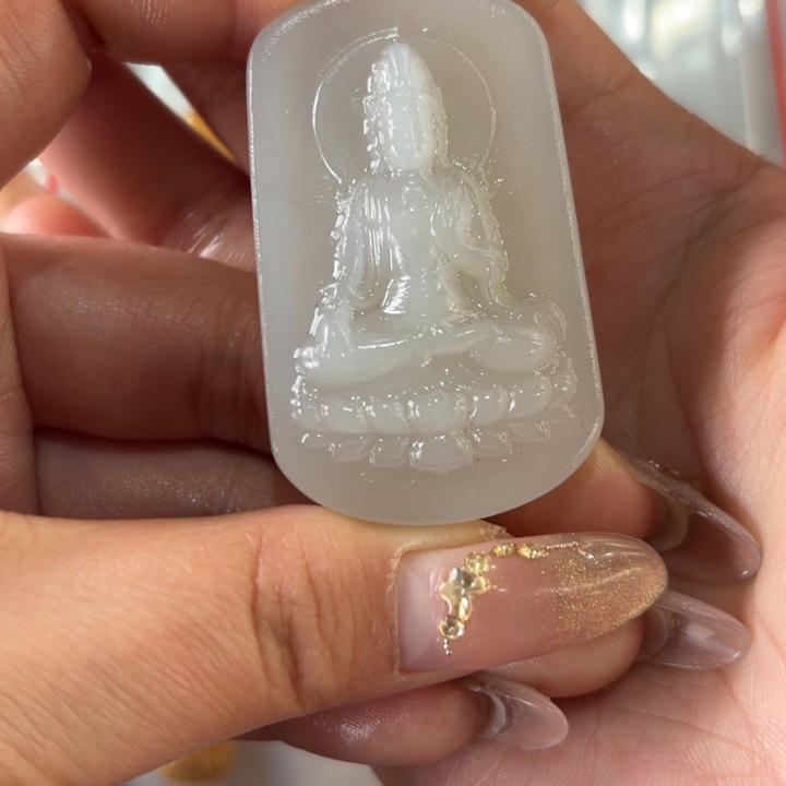 和田玉观音吊坠未镶嵌