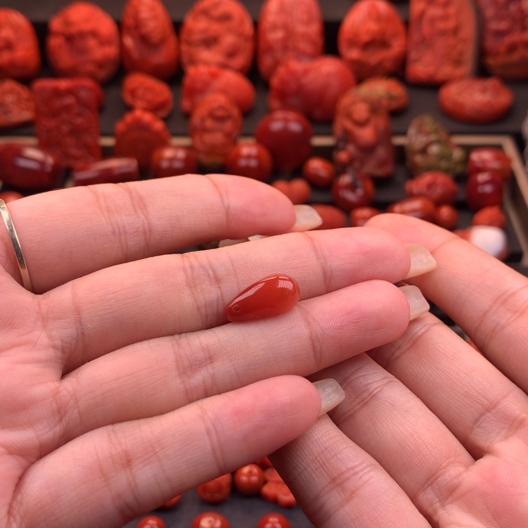 南红玛瑙南红川料原矿卡子未镶嵌