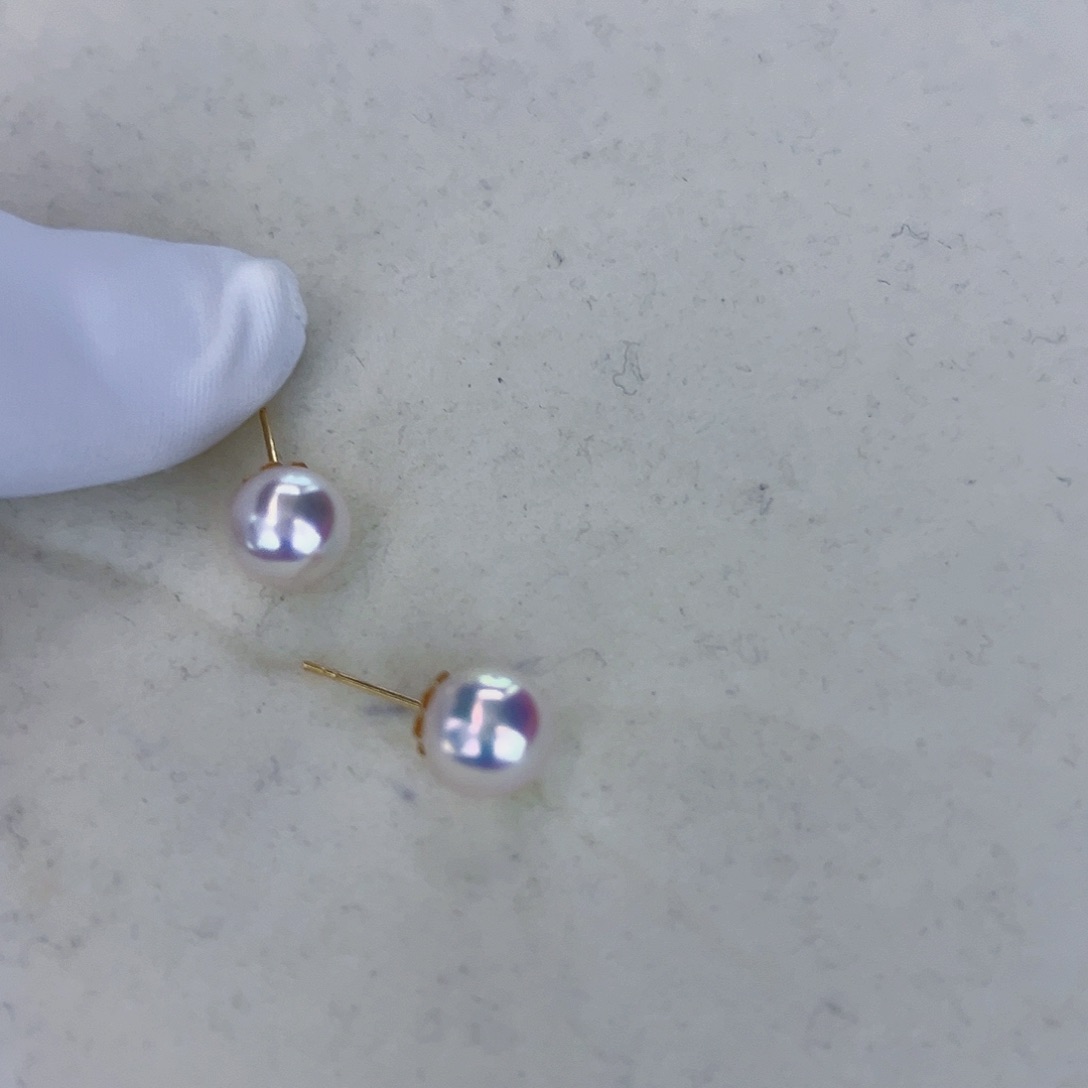 海水珍珠海水akoya天女耳钉8.5-9mm18K金镶嵌