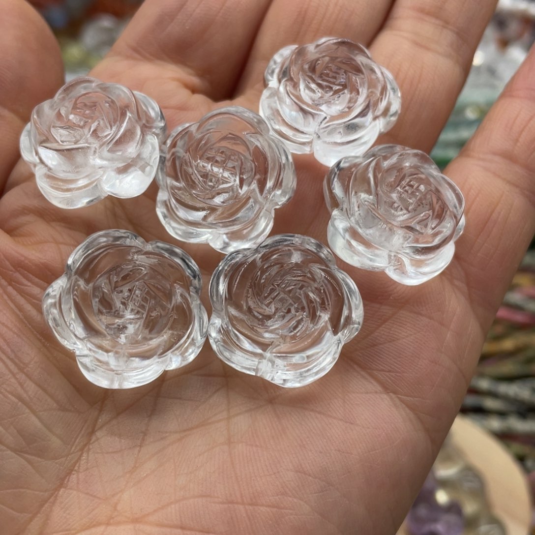 玛瑙/玉髓珠宝半成品未镶嵌白水晶山茶花约22m一颗