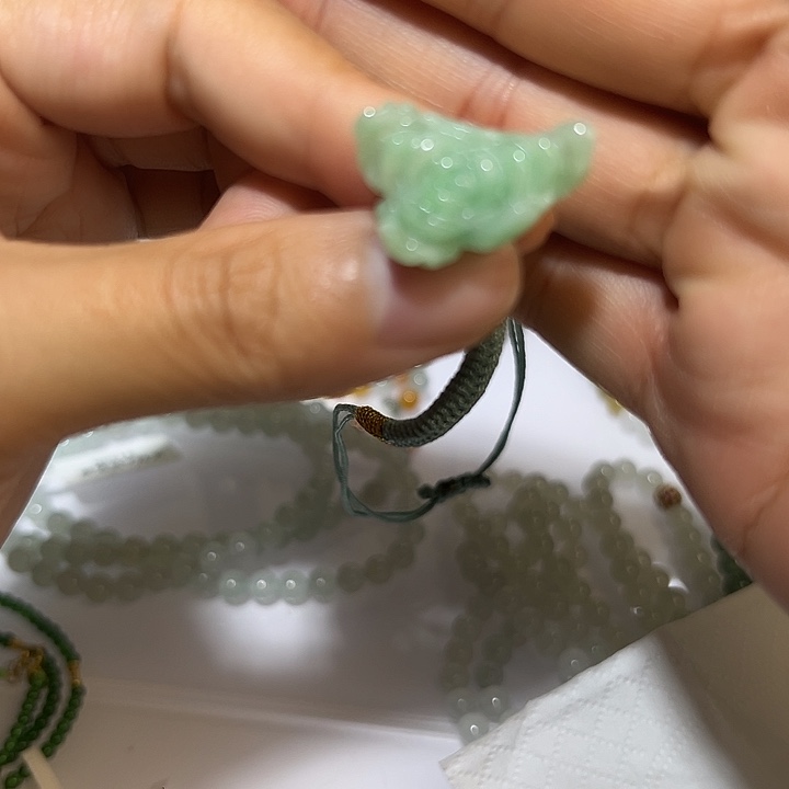 翡翠未镶嵌手链莲花手绳