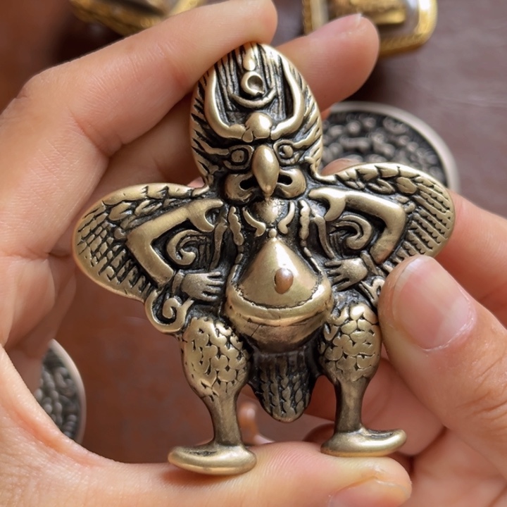 颈饰琉璃黄**梦喜欢的朋友