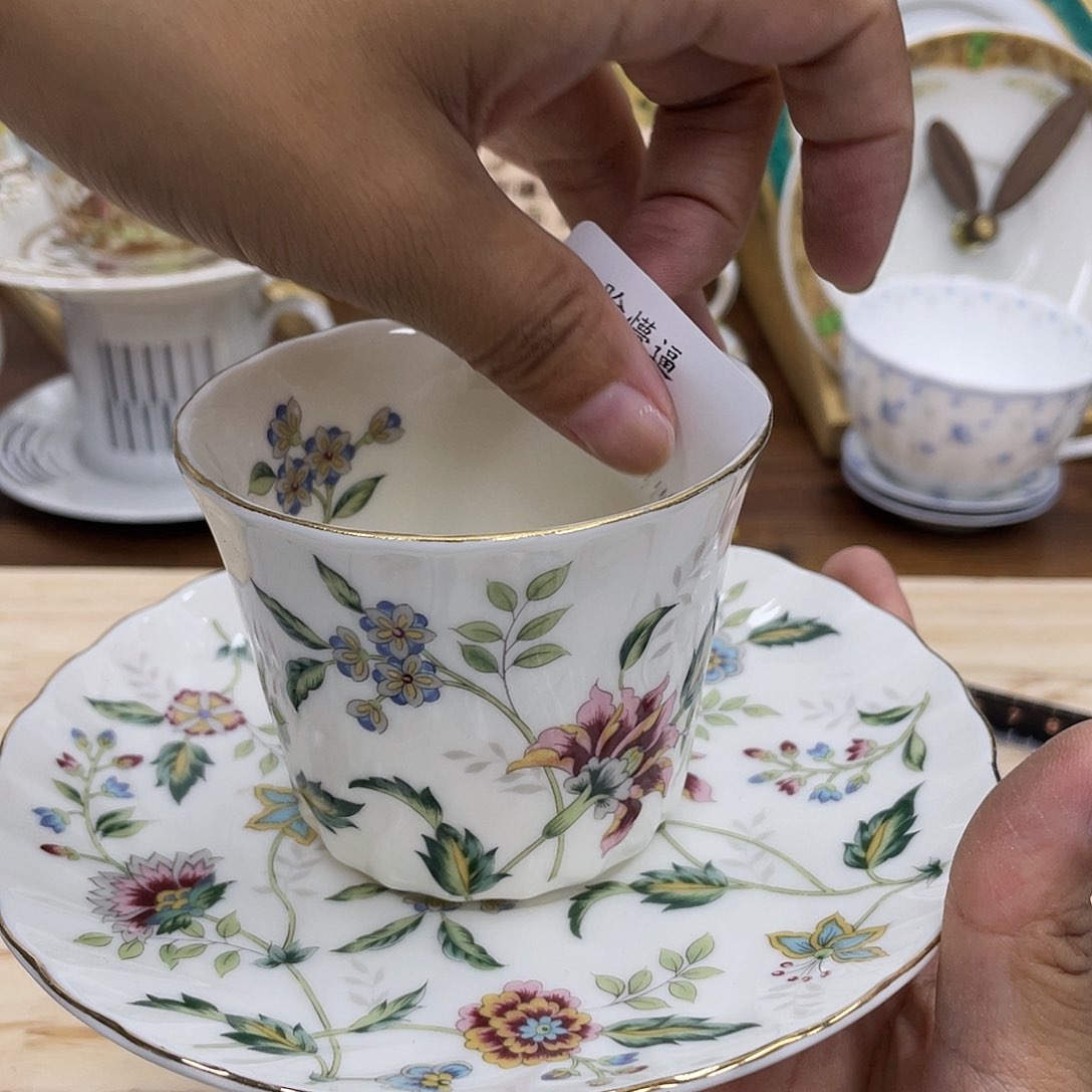 鹿屋家的美丽咖啡杯一**逼