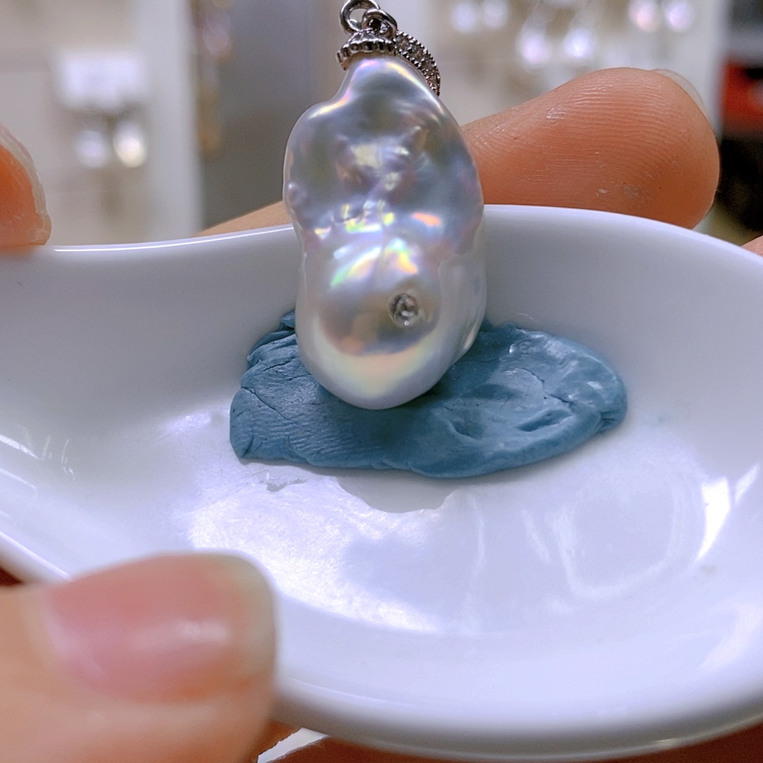 淡水珍珠颈饰合金