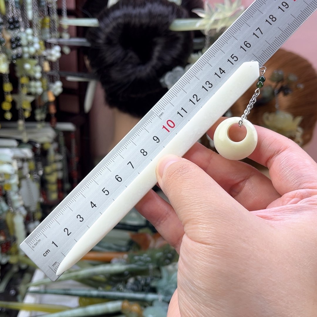 蛇纹石玉发饰未镶嵌默认微瑕岫玉发簪