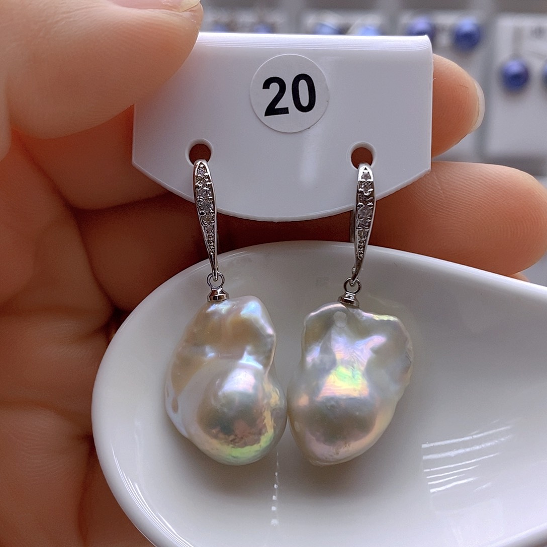 淡水珍珠耳饰未镶嵌