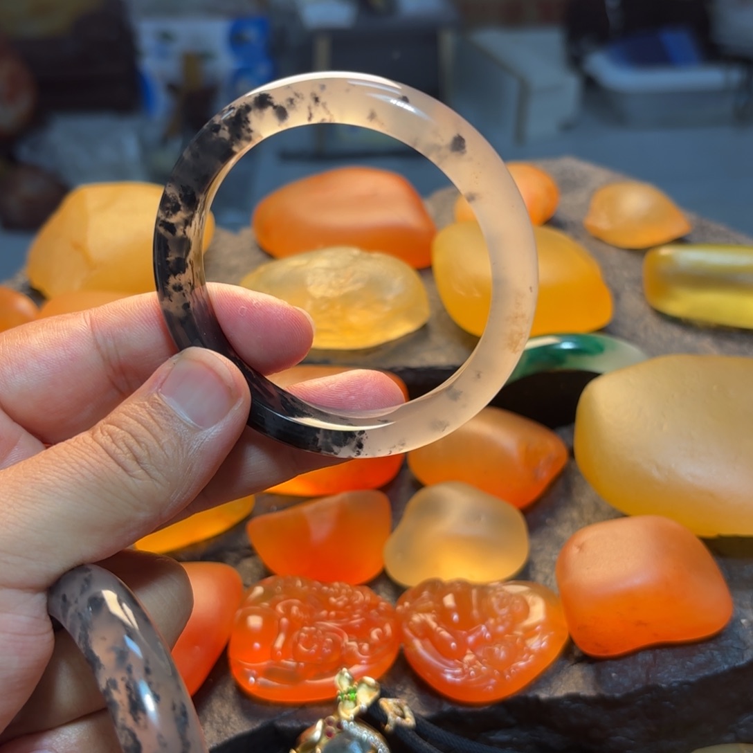 杨***3未镶嵌手串石英岩玉