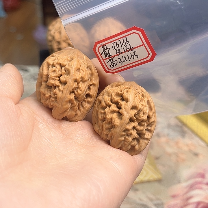 文玩核桃吊坠马蹄