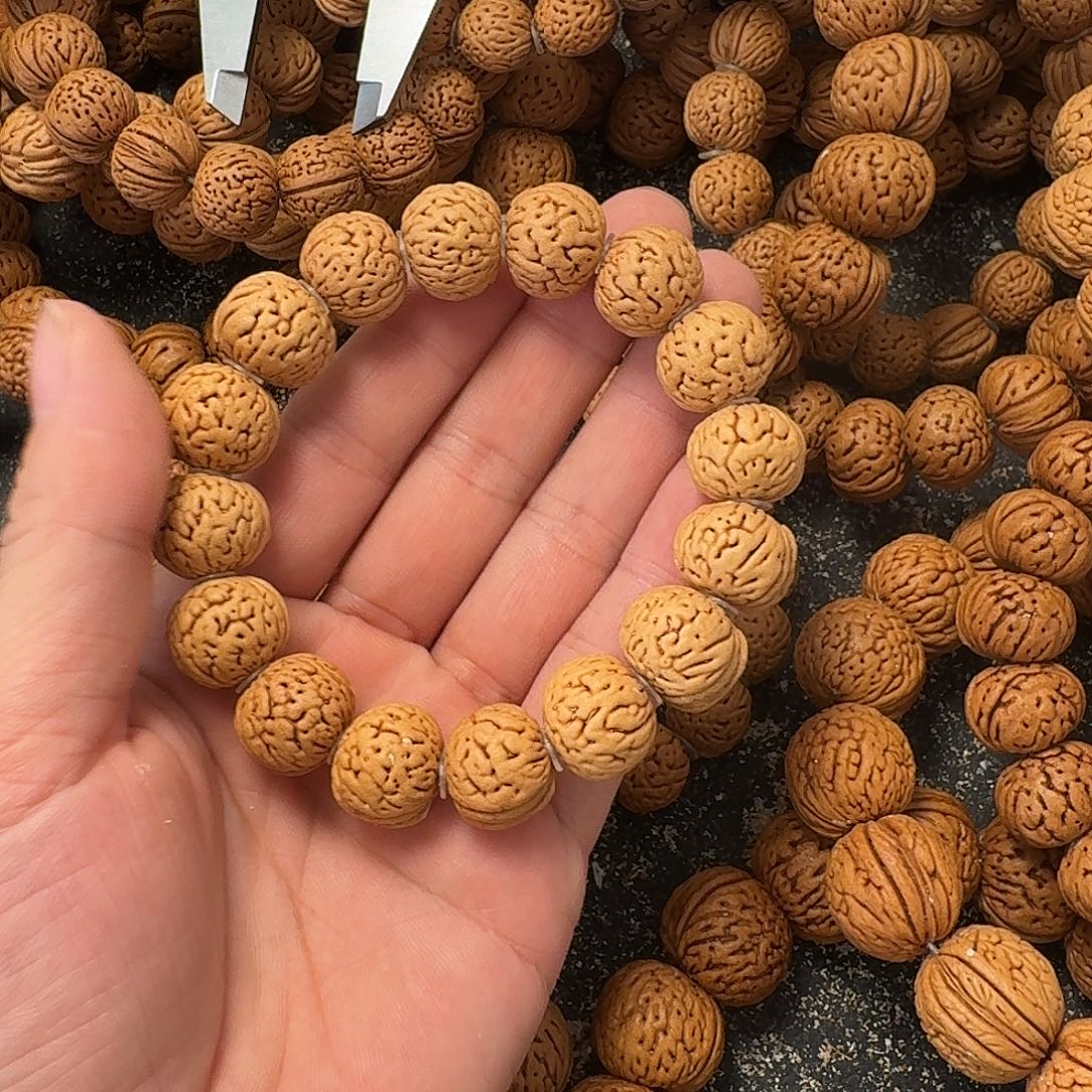 爱***w吊坠桃核野生手串