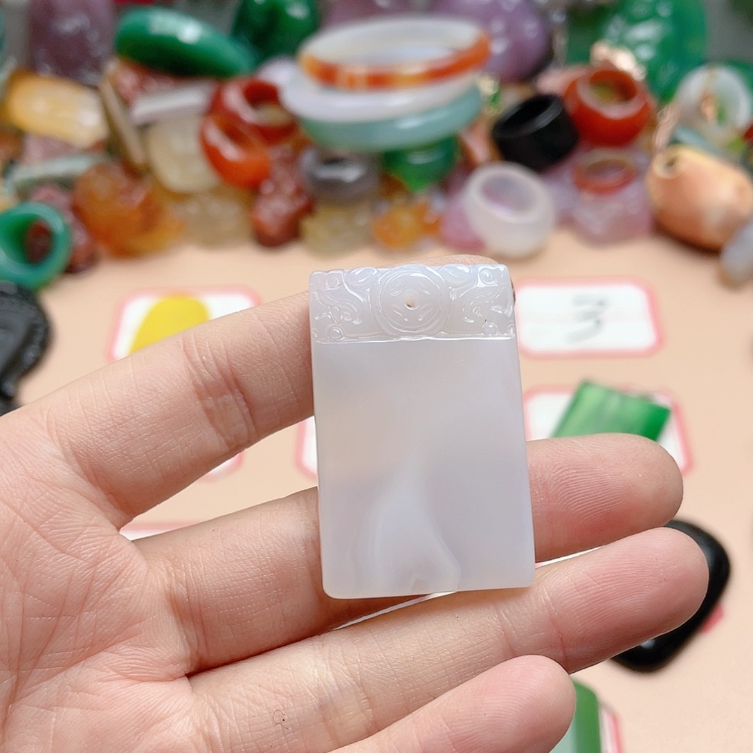 玛瑙/玉髓颈饰合金非****梅