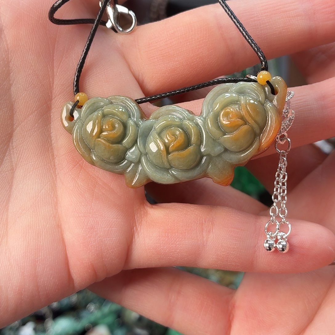 翡翠未镶嵌手链吊坠