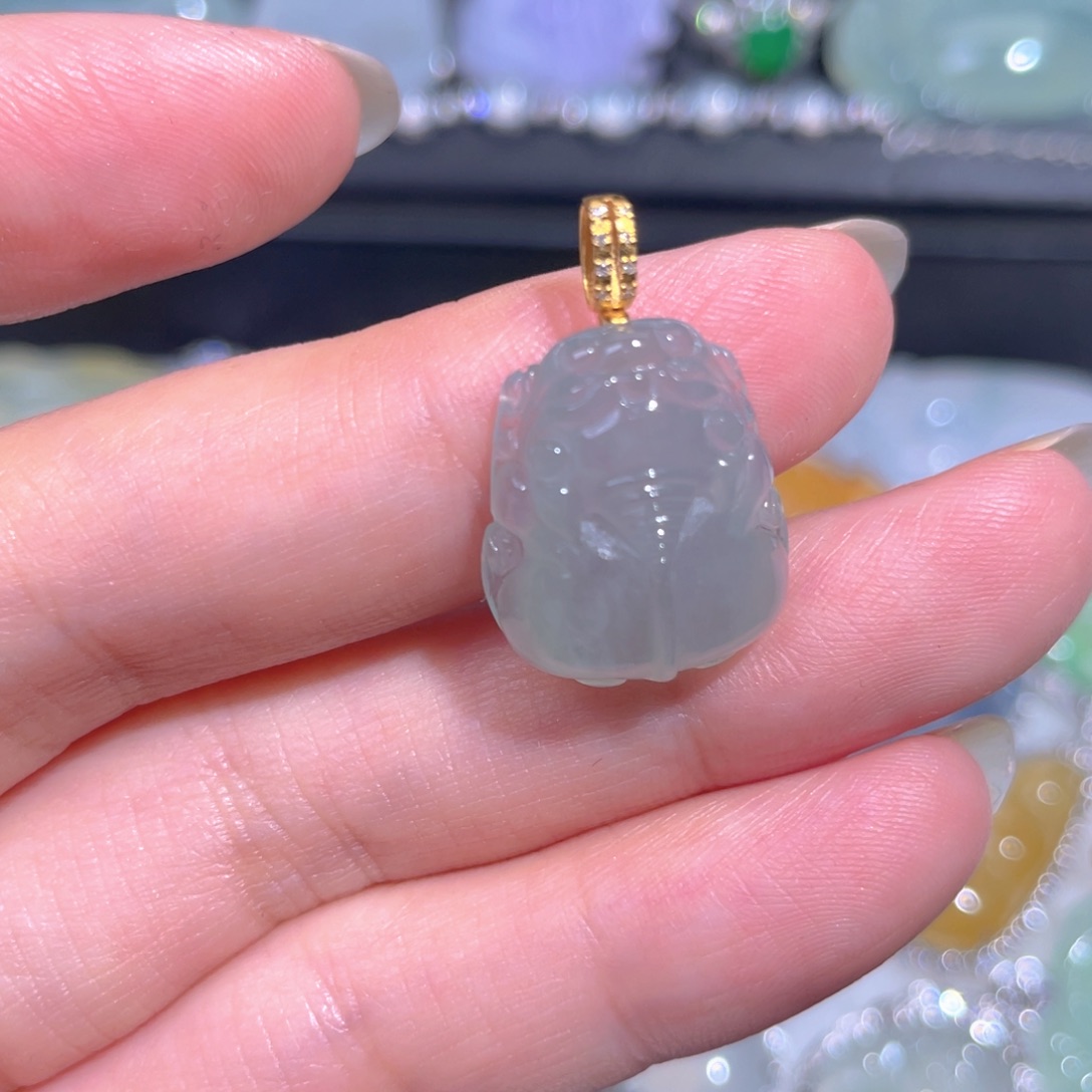 颈饰18K金镶嵌翡翠翡翠