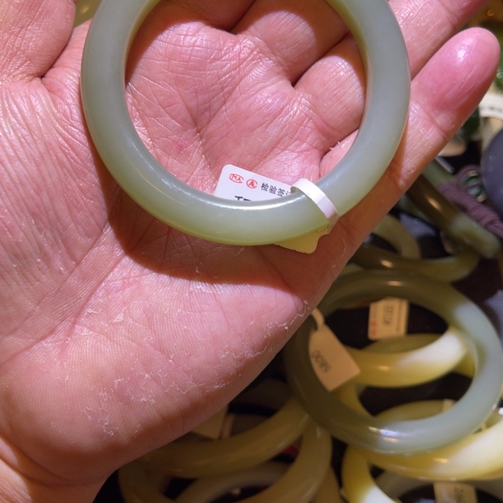 ～***～和田玉未镶嵌颈饰