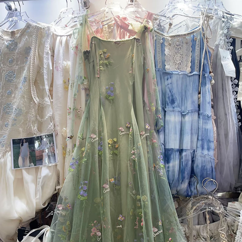 29-39海边度假小众显瘦吊带纯欲性感连衣裙绝美仙气裙子