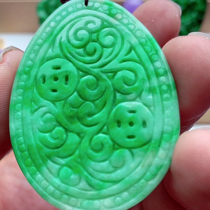 翡翠未镶嵌吊坠(不含链)