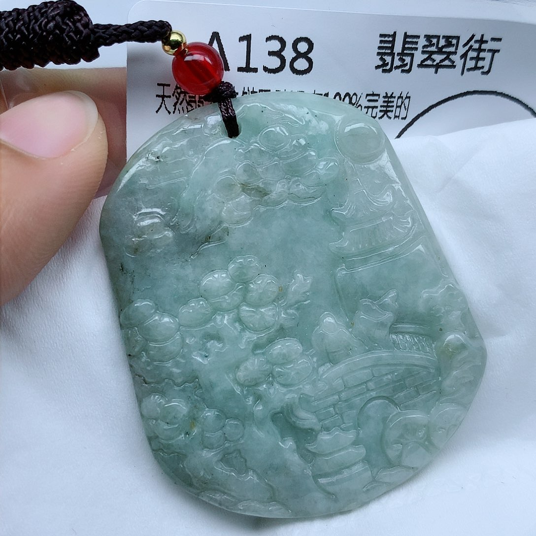 翡翠颈饰未镶嵌牌子