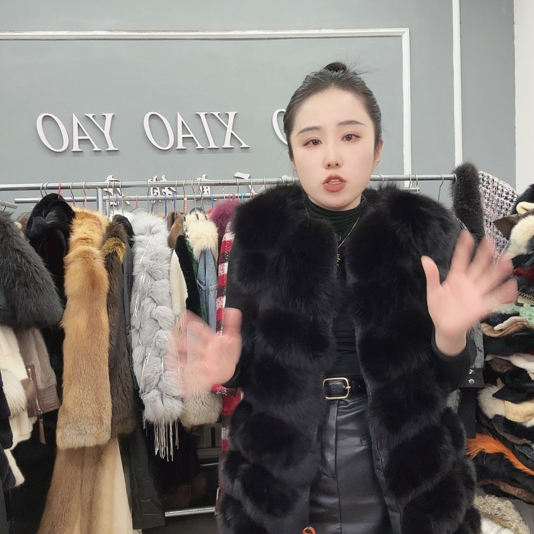 姚小妖家高端皮草