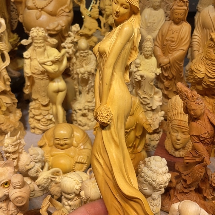 黄杨木黄杨木初春美女