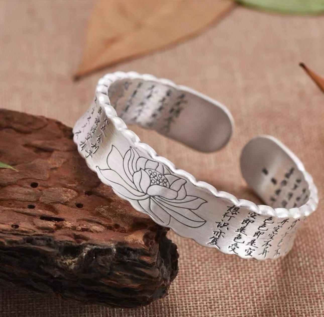 足银手镯 A29足银999开口做旧复古刻心经莲花宽版手镯48克可调节