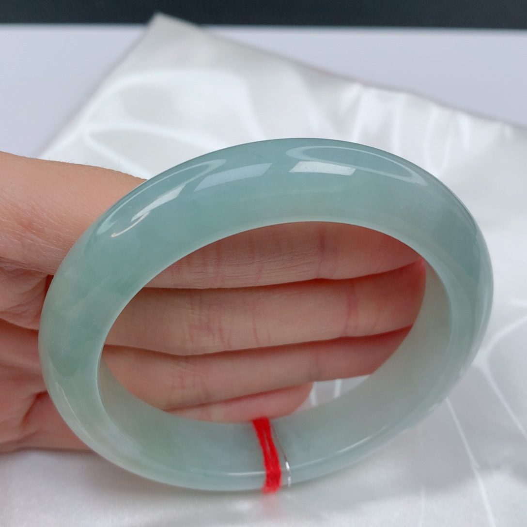 翡翠手镯未镶嵌54.7正圈