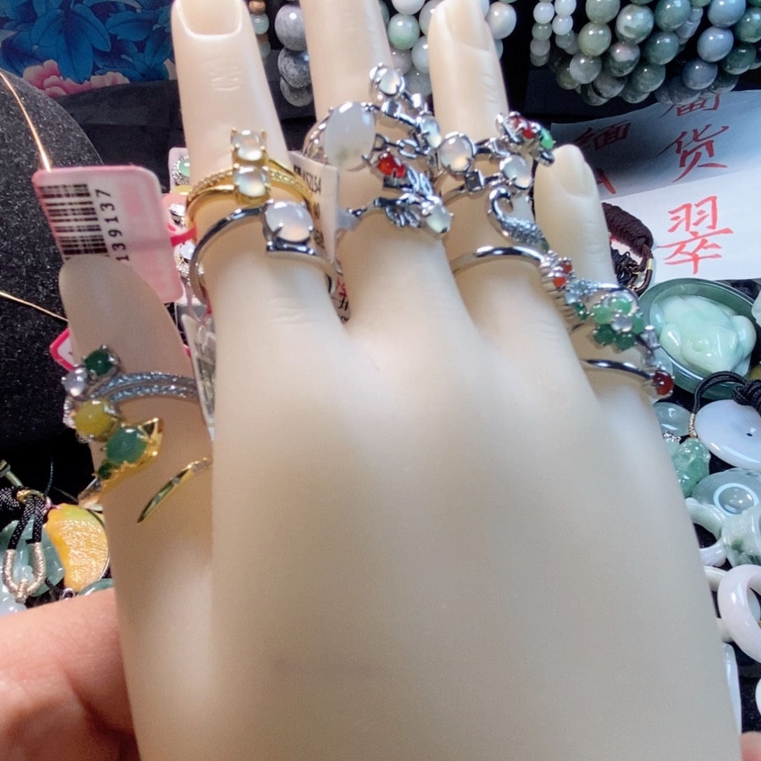 翡翠戒指银S925镶嵌缅甸翡翠A货戒指多样性发一个