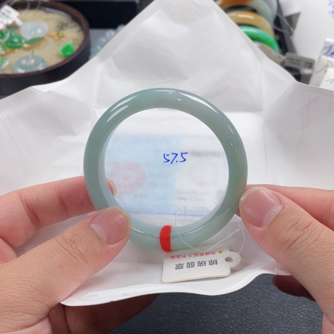 翡翠手镯未镶嵌57.5正圈