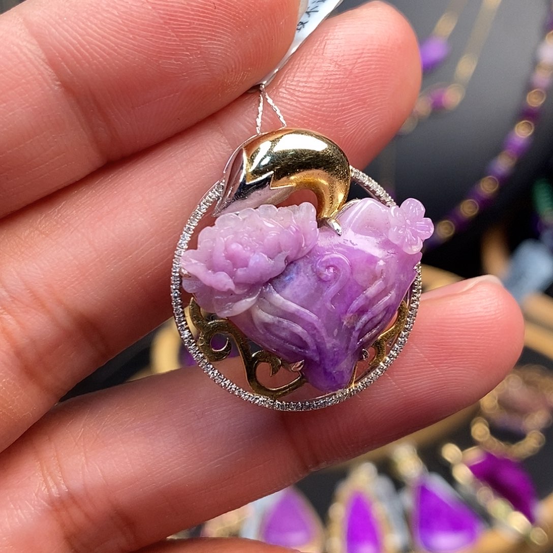 苏纪石（舒俱来）吊坠18K金镶嵌