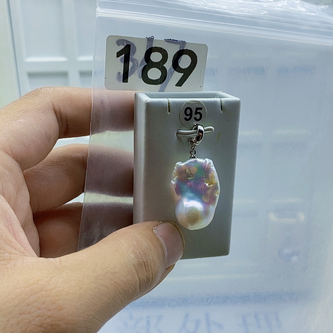 淡水珍珠颈饰合金