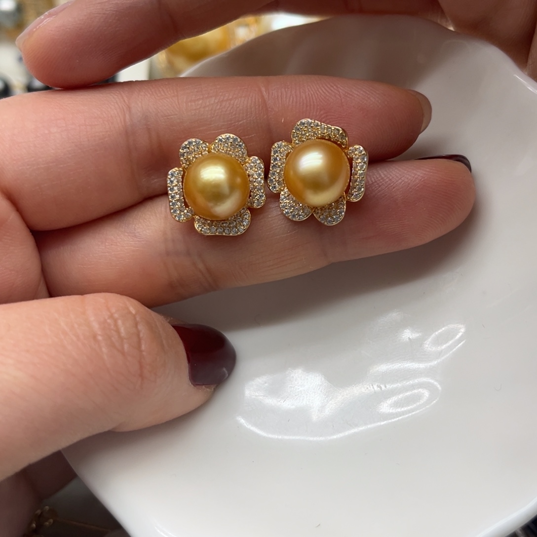 银S925镶嵌海水珍珠耳饰