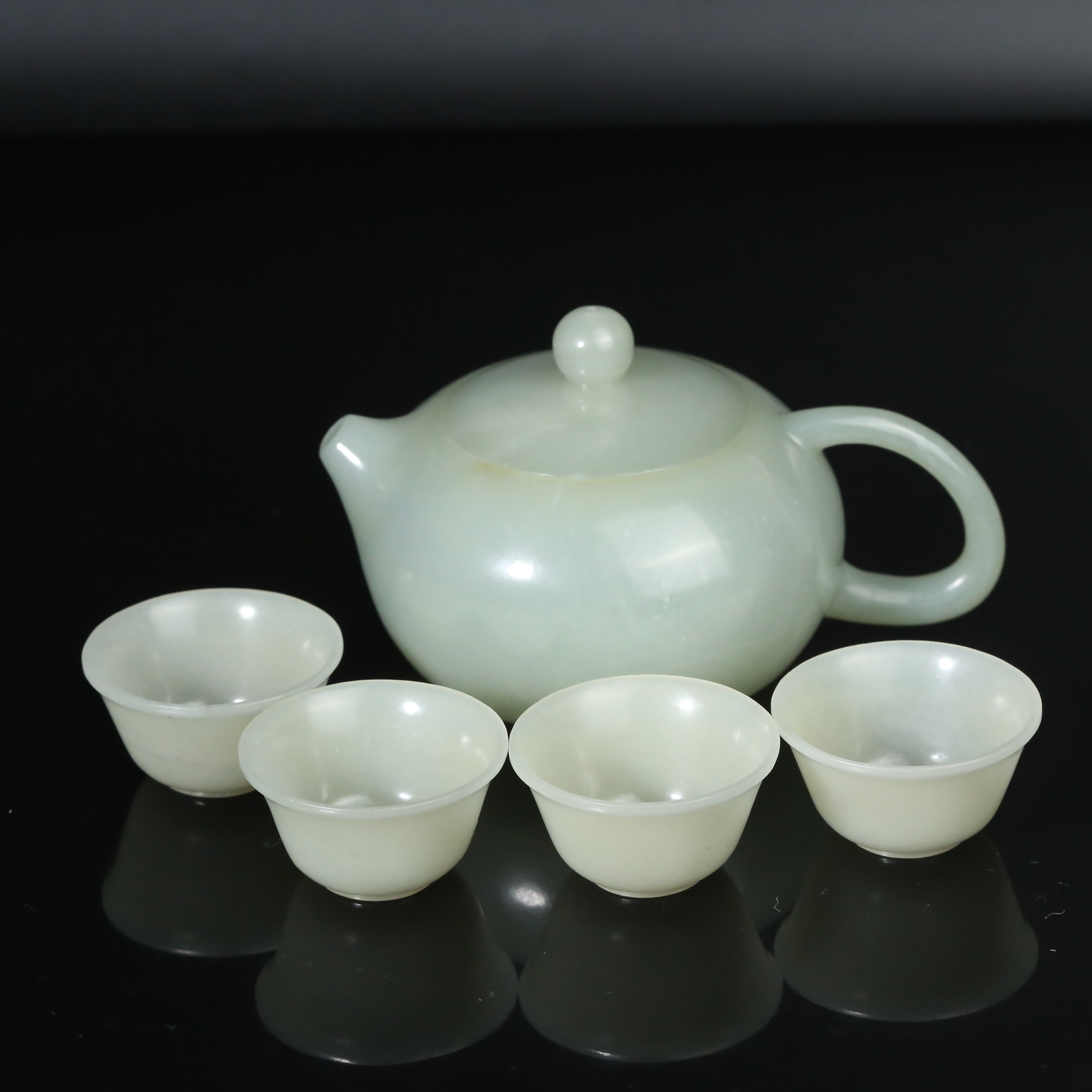 二十世纪和田玉茶壶一组AZGT250919009