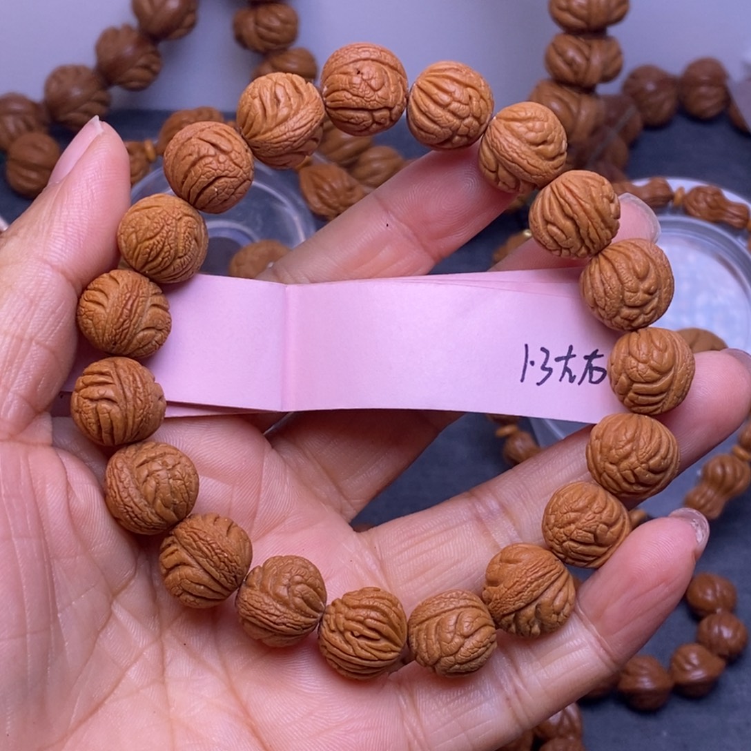 秦岭龙纹桃核19颗