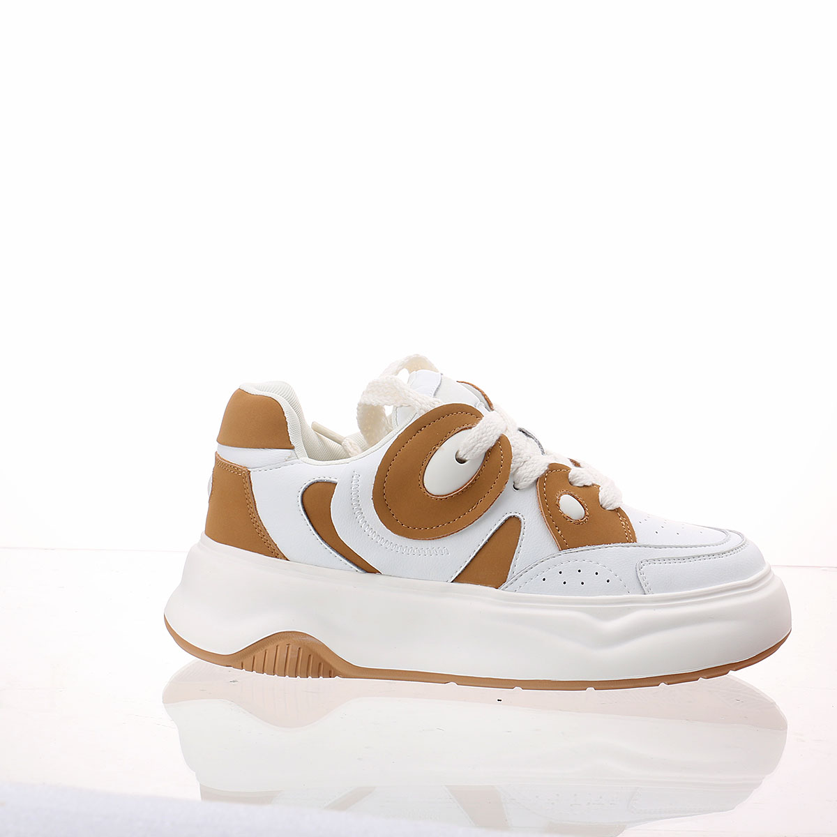 红蜻蜓女休闲鞋牛皮革-WTB232712