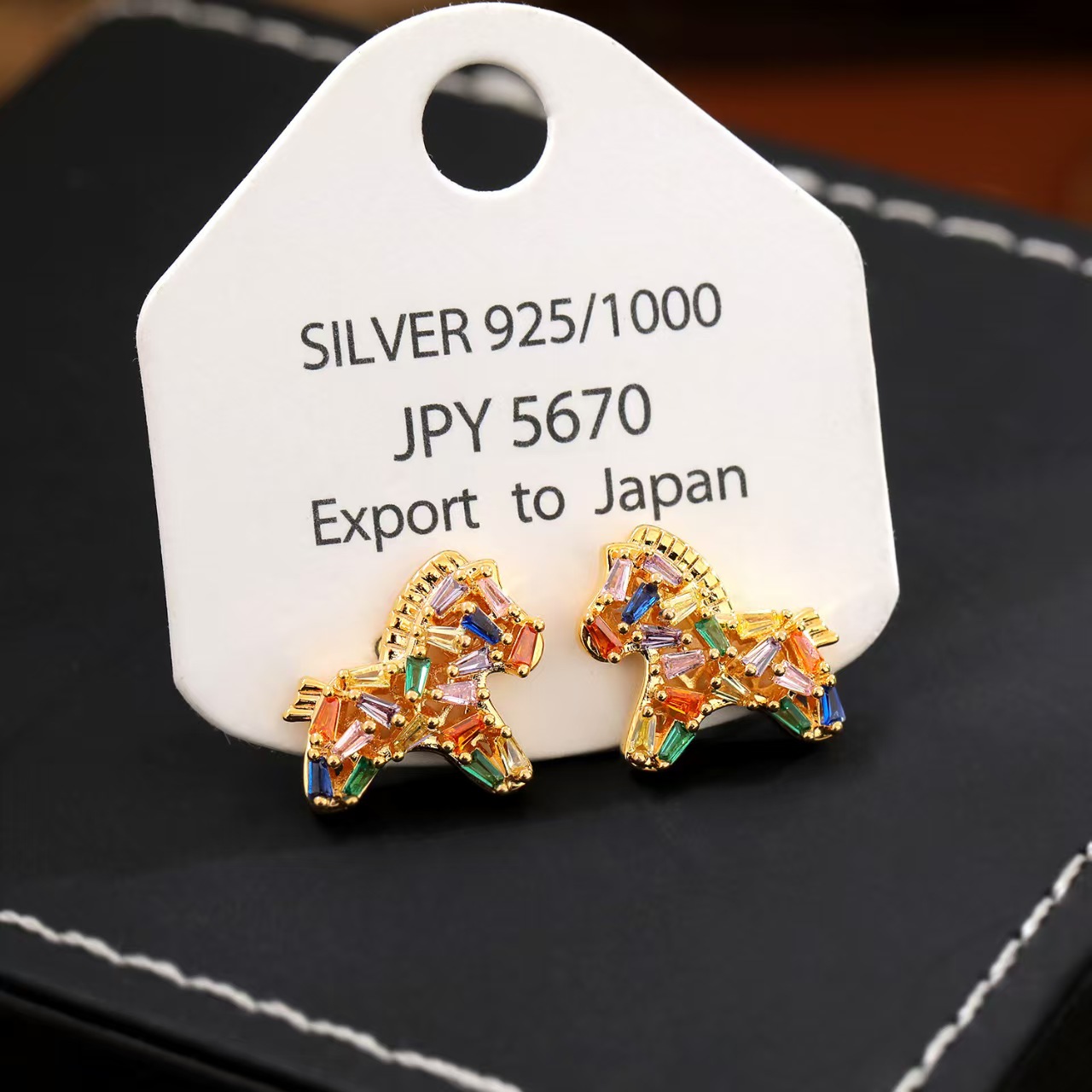 纯铜锆石耳饰 七彩宝石旋转木马耳钉时尚高级感轻奢中古耳饰爆款