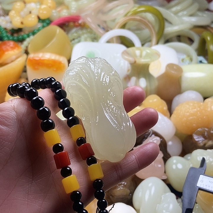 简***爱完全开放手把件白菜