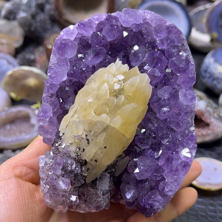 珠宝半成品水晶未镶嵌奇石紫晶