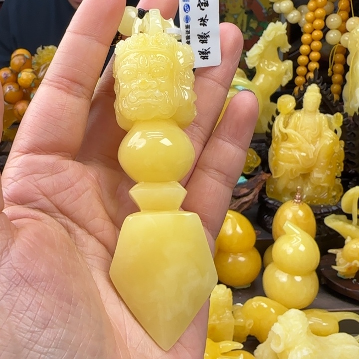 蜜蜡珠宝奇石未镶嵌