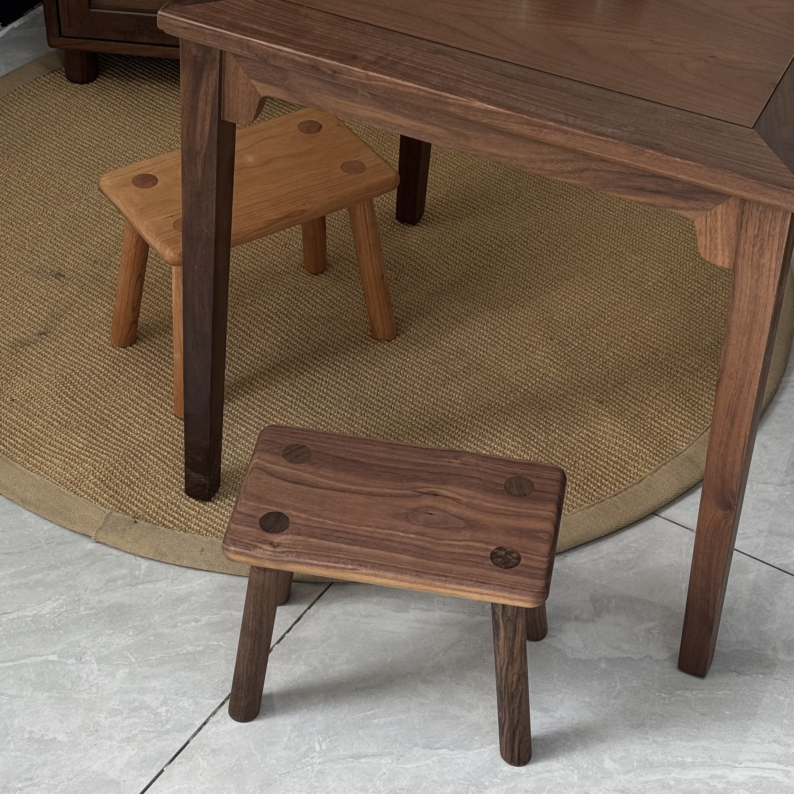 北美黑胡桃木全原木时光凳原木板凳儿童板凳客厅矮凳家用趣味小凳